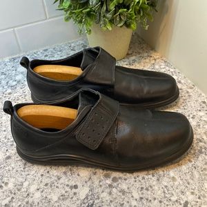 Ecco light womens black comfort shoes size 40